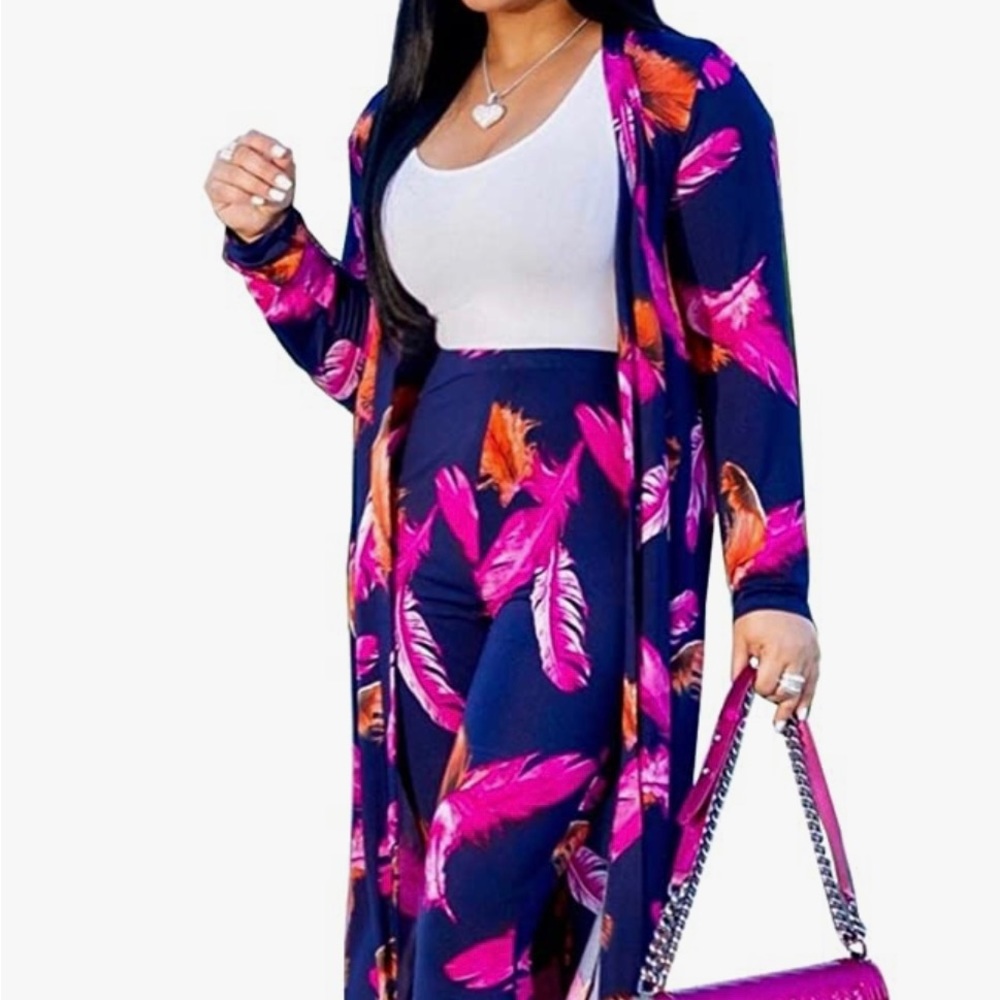 The Aspen feathered 2 piece set
